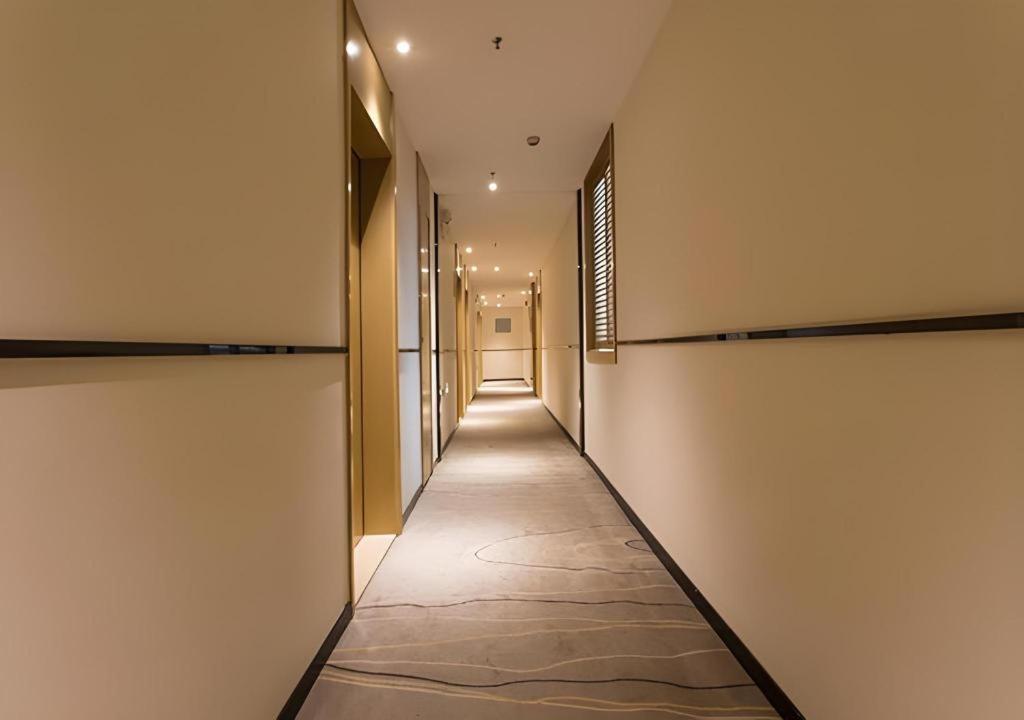 City Comfort Inn Qinzhou Port District Central Square Longmen  Buitenkant foto
