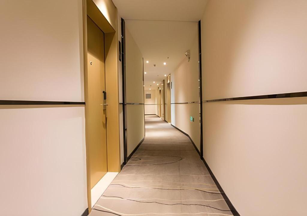 City Comfort Inn Qinzhou Port District Central Square Longmen  Buitenkant foto