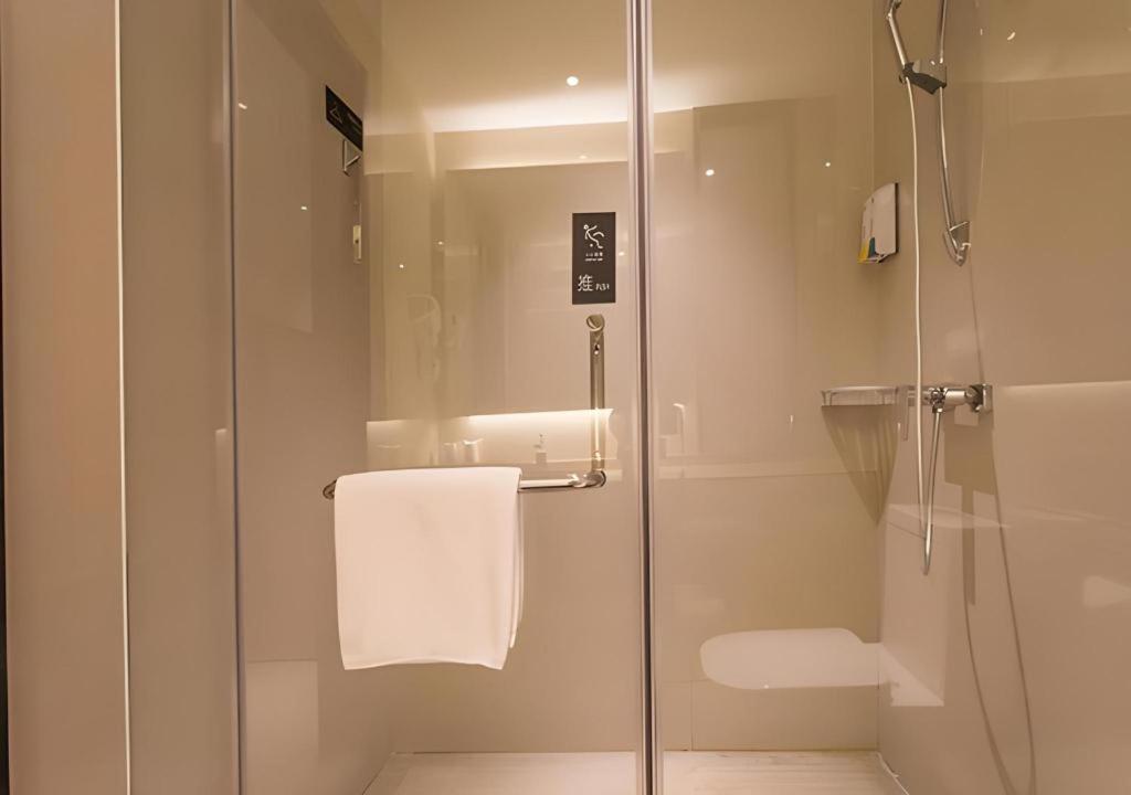 City Comfort Inn Qinzhou Port District Central Square Longmen  Buitenkant foto
