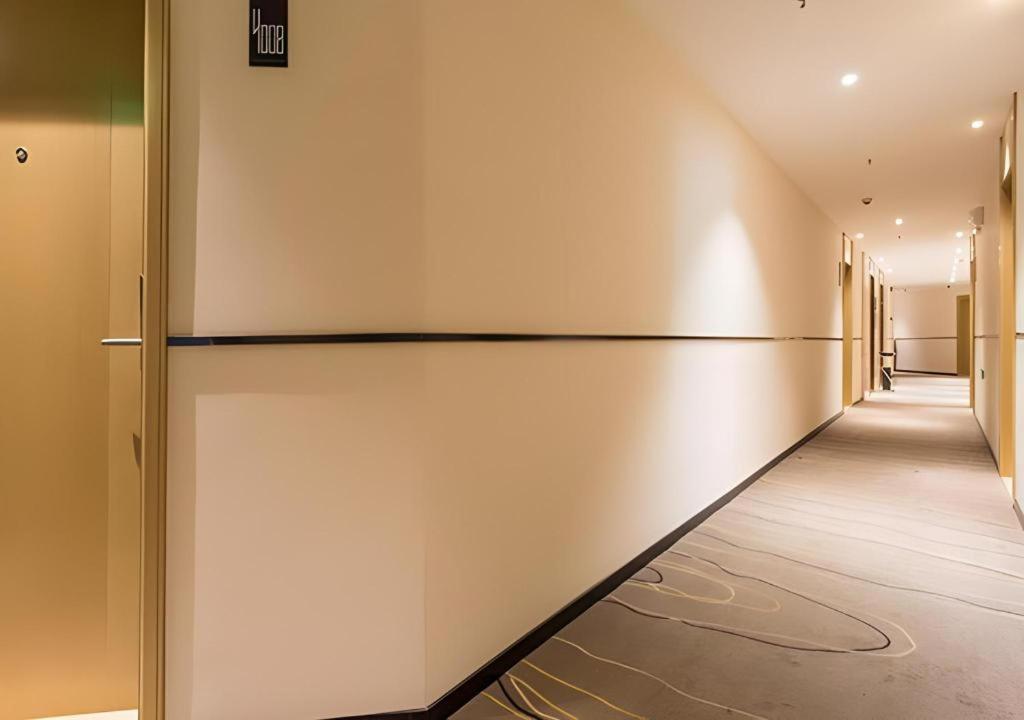 City Comfort Inn Qinzhou Port District Central Square Longmen  Buitenkant foto